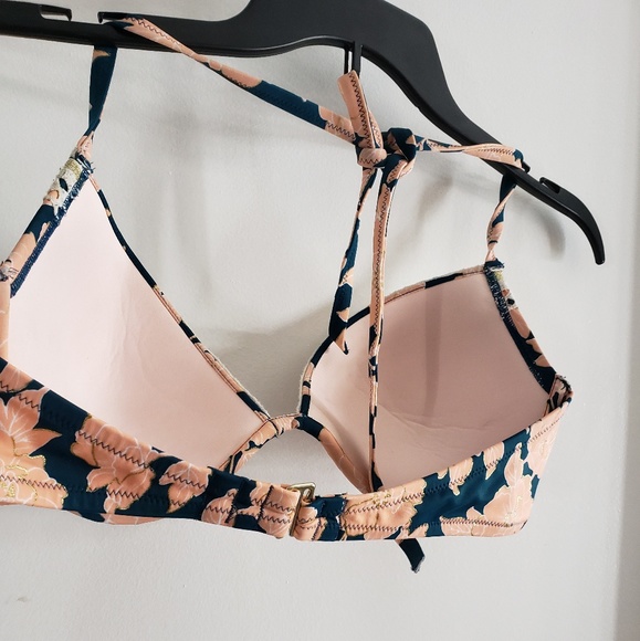 Target bathing suit - Picture 2 of 3